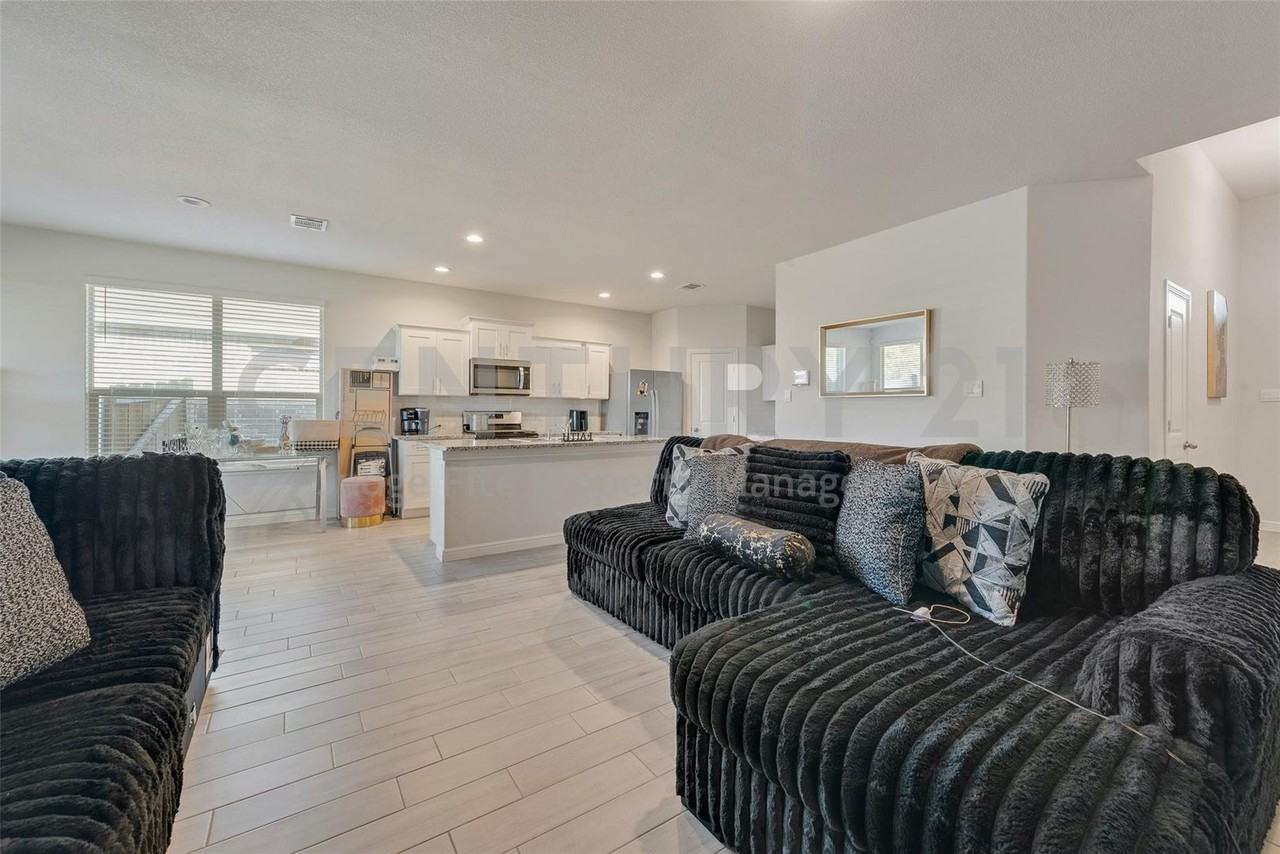 4532 Fringetree Way - Photo 3 of 15