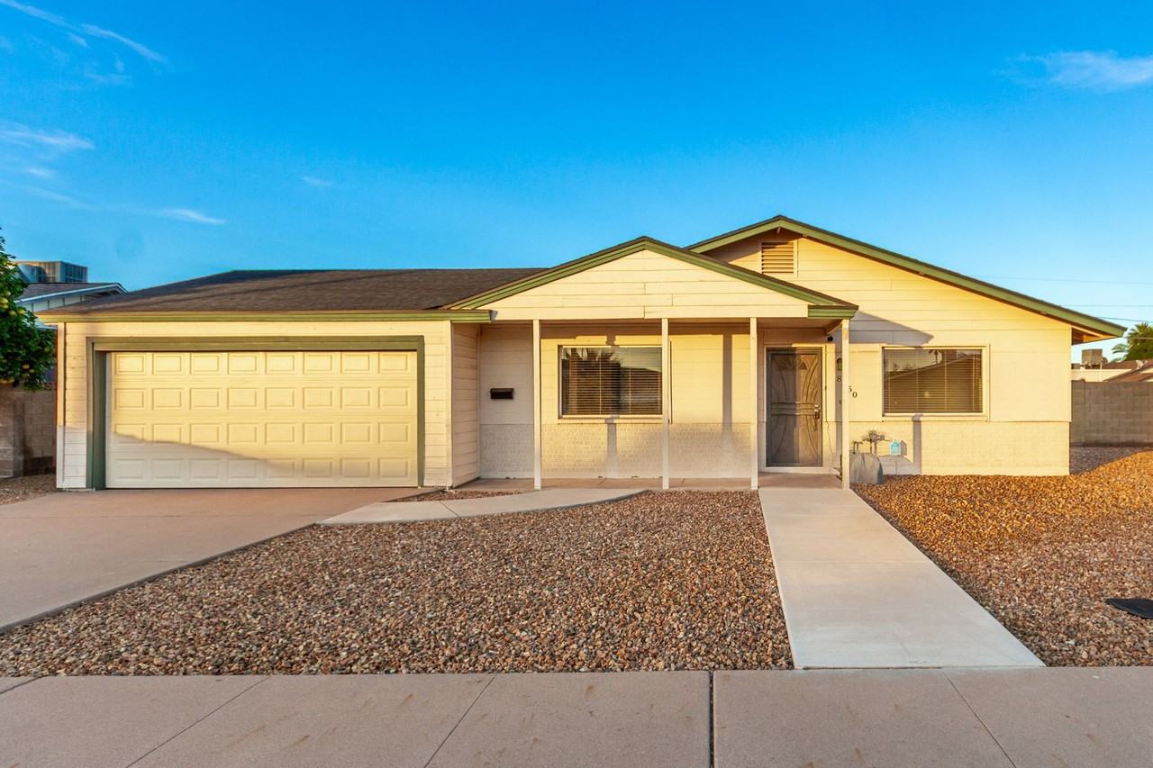 8450 E Indianola Ave - Photo 2 of 37