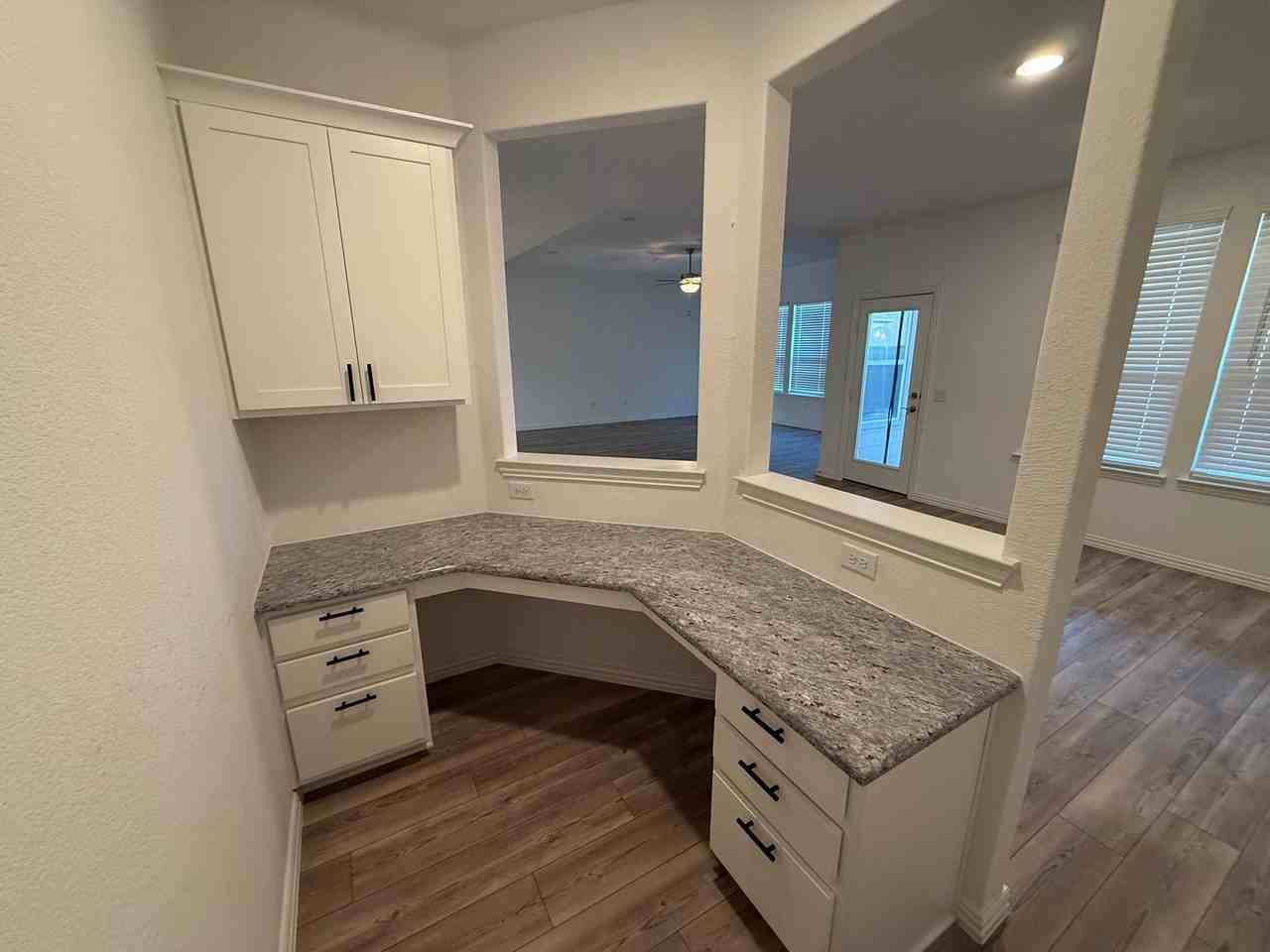 1529 Quentin Dr - Photo 7 of 23