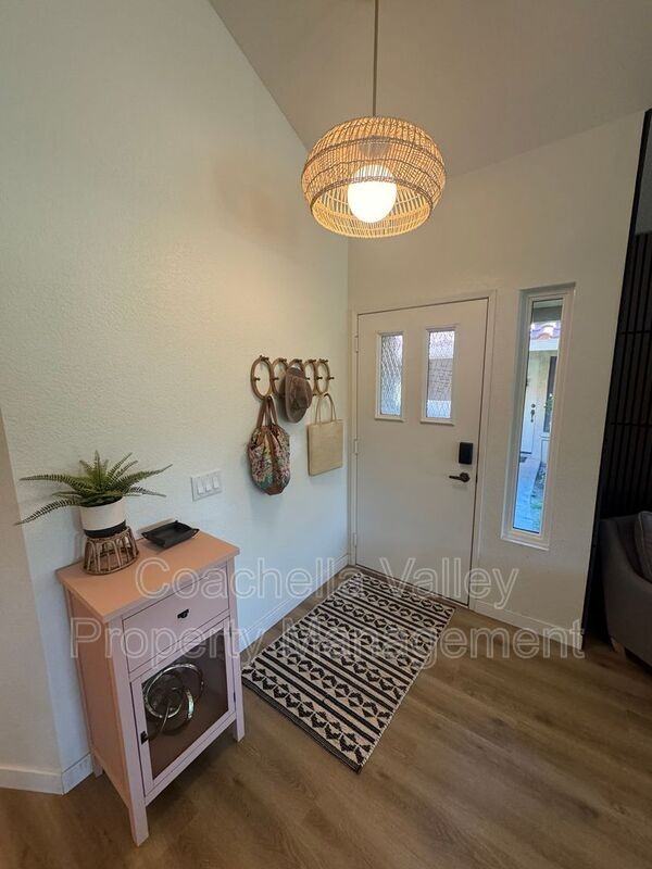 77739 Woodhaven Dr S - Photo 2 of 50