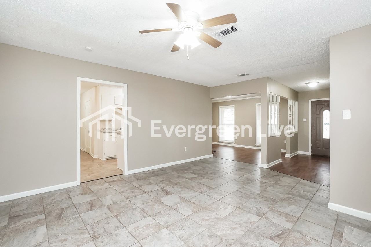 5857 Cypress Trl - Photo 3 of 15