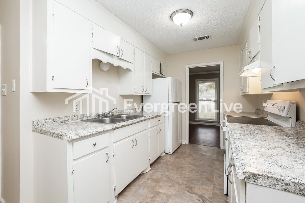 5857 Cypress Trl - Photo 6 of 15