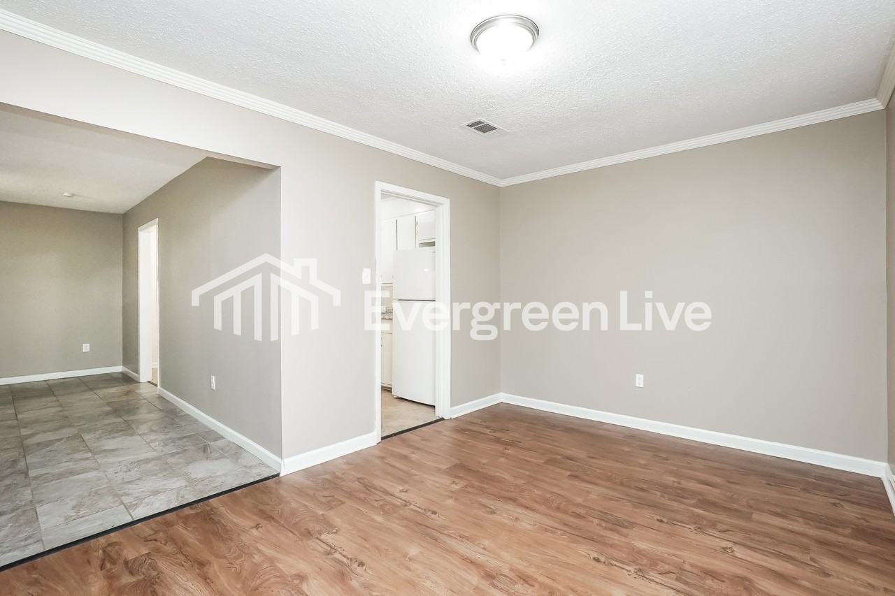 5857 Cypress Trl - Photo 7 of 15