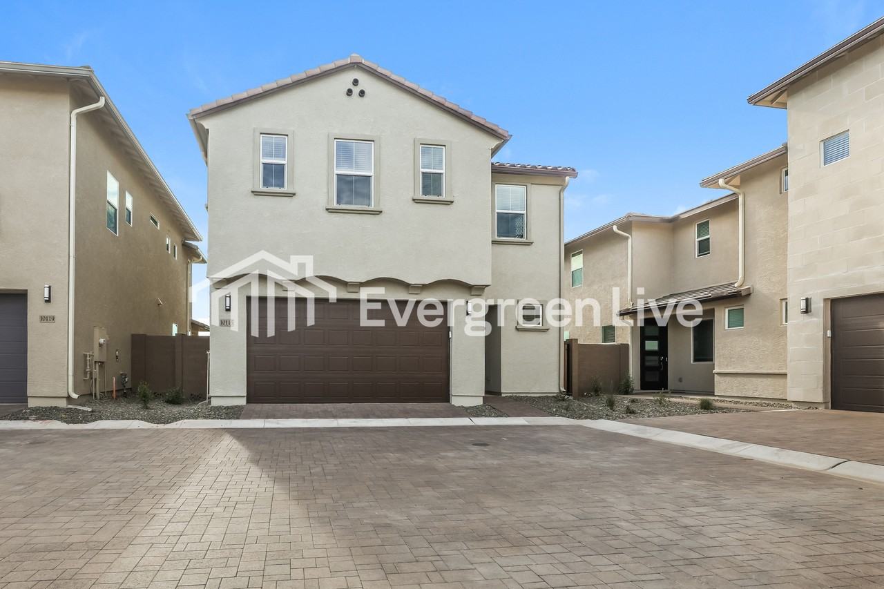 10115 E Ulysses Ave - Photo 2 of 16