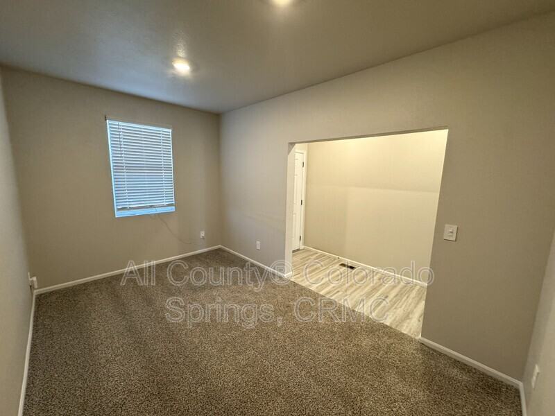 11347 Splake St - Photo 4 of 19