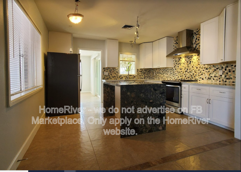 2341 E Birchwood Ave - Photo 4 of 20