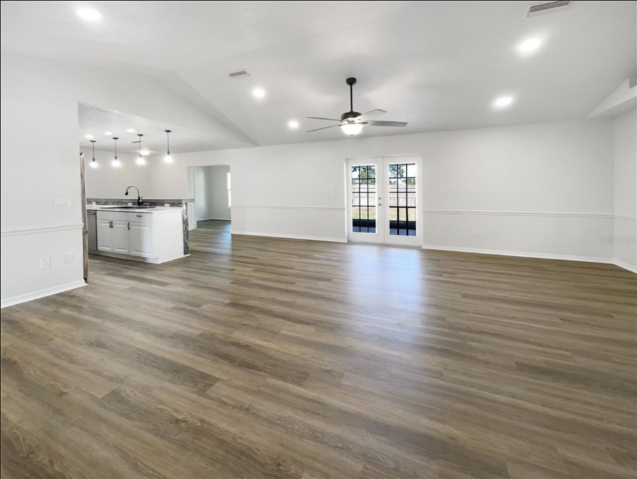 2334 W Price Blvd - Photo 3 of 27