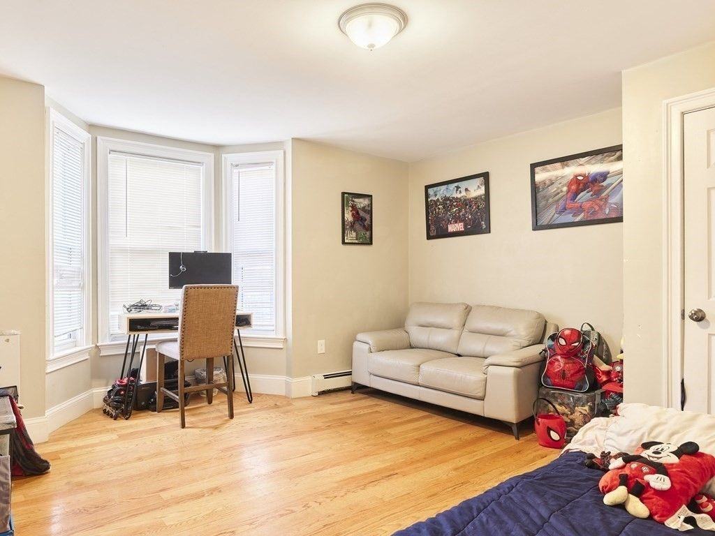 69 Parker St - Photo 2 of 13