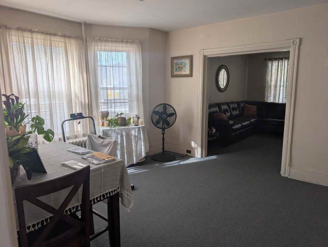 106 Walnut St - Photo 3 of 13