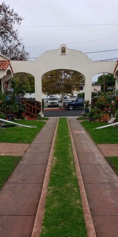 114 1/2 S Encinitas Ave - Photo 2 of 14