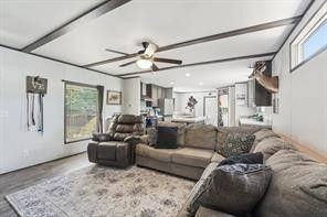 21472 Coyote Trl - Photo 3 of 11