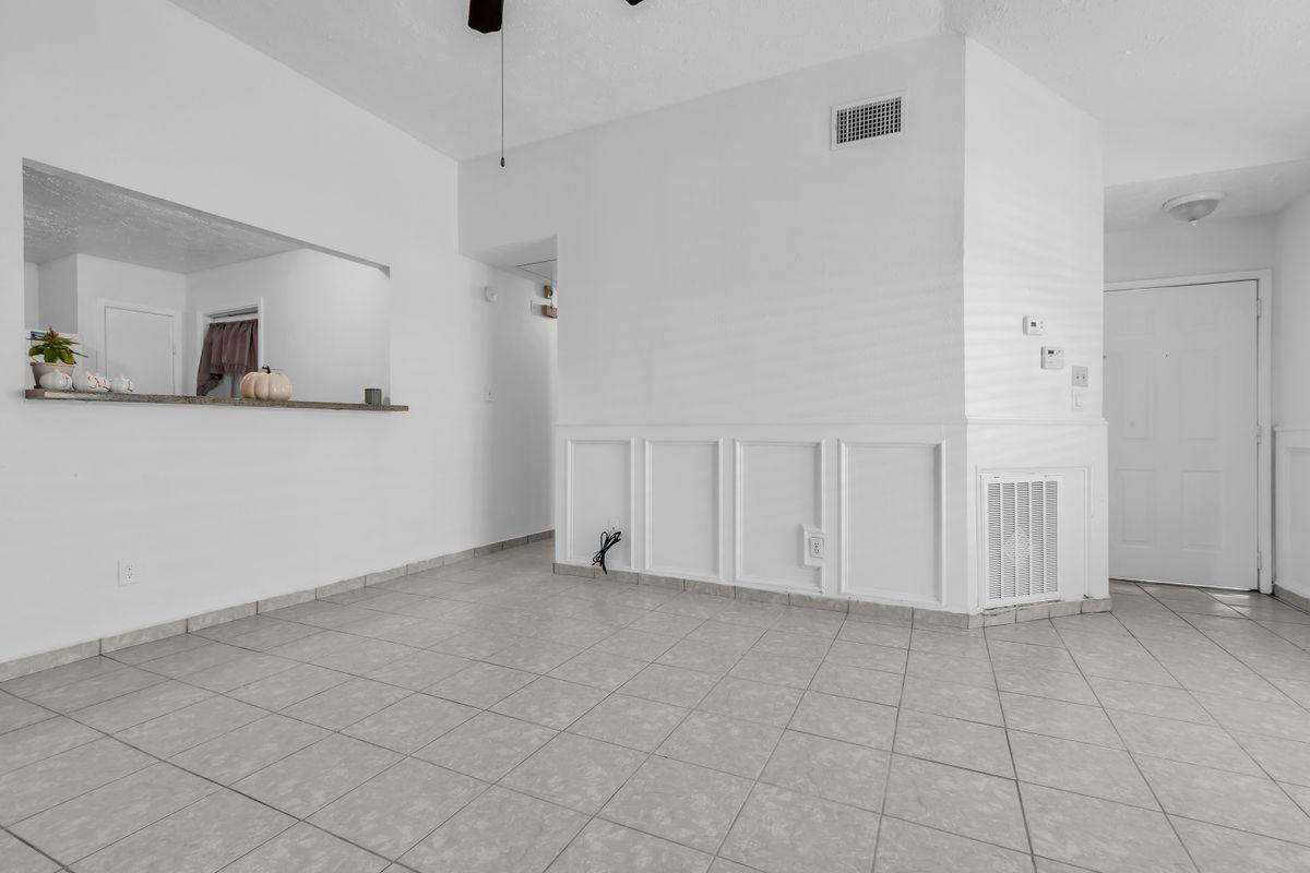 7227 Greenyard Dr - Photo 6 of 16