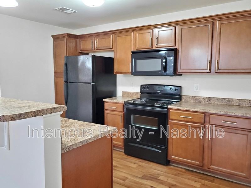 8150 Lenox Creekside Dr #K10 - Photo 7 of 16