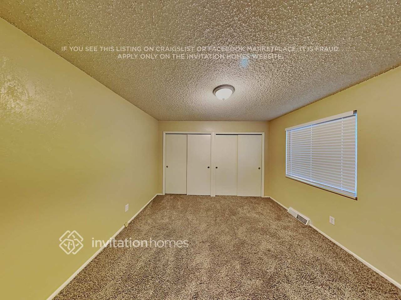 998 S Miller St - Photo 7 of 23