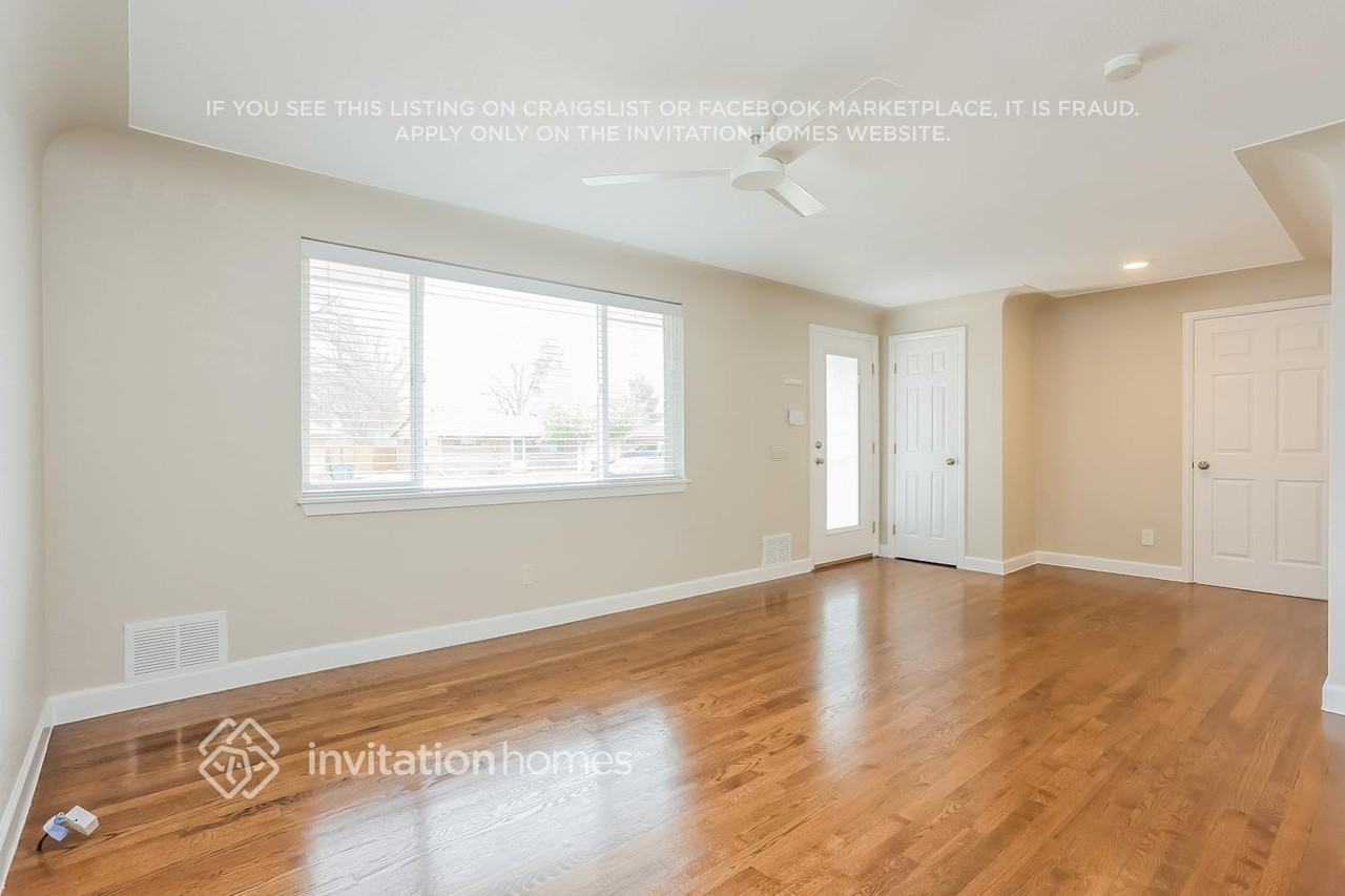 1415 S Depew St - Photo 3 of 14