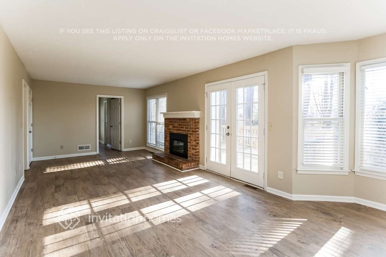 1266 Clairmont Ct - Photo 5 of 19