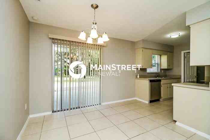 865 Rich Dr - Photo 5 of 16