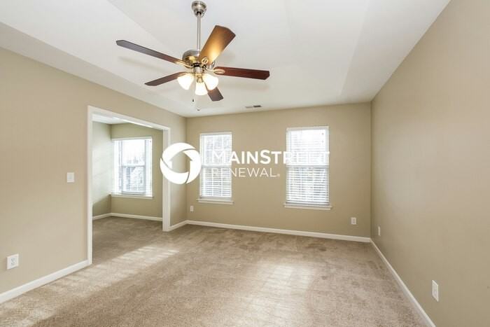 6209 Forest Pond Dr - Photo 2 of 15