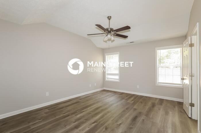 125 Waters Edge Dr - Photo 7 of 16