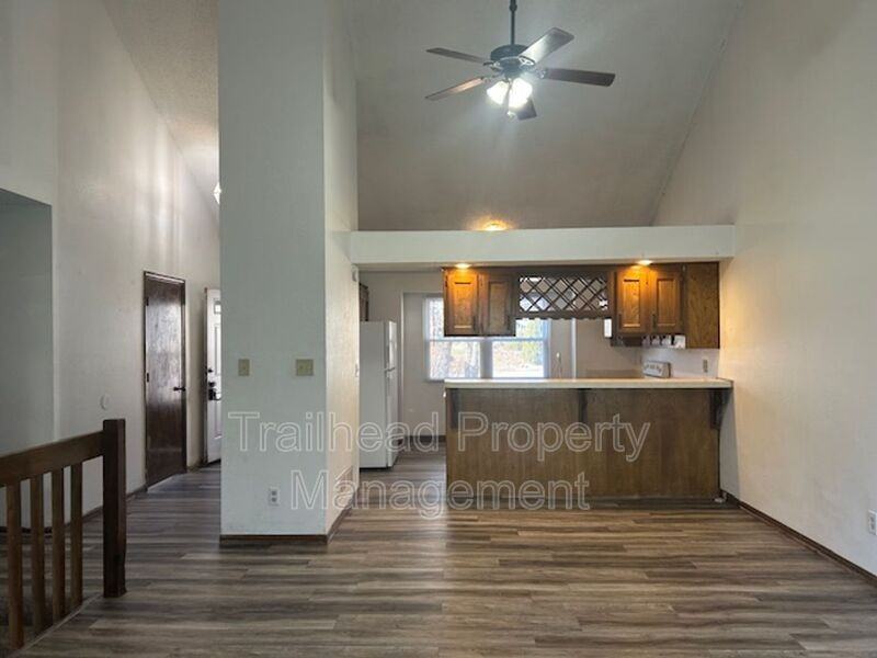 8307 Woodson Dr - Photo 7 of 26