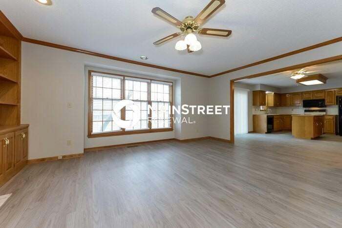 5620 Meadow View Dr - Photo 5 of 17