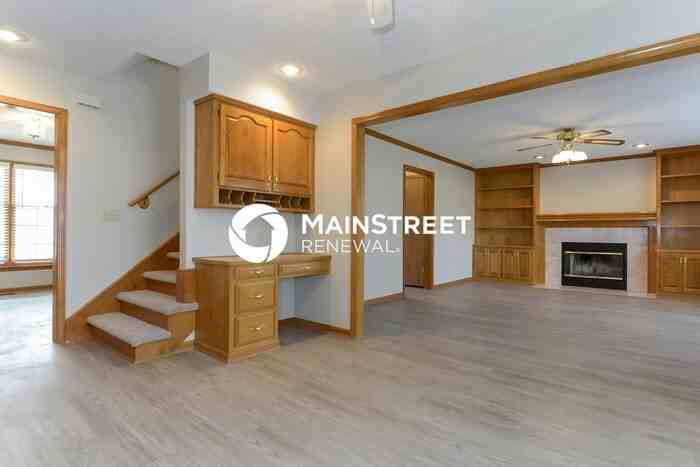 5620 Meadow View Dr - Photo 6 of 17