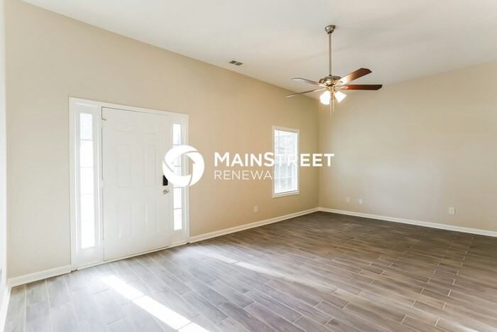 719 Woodwind Dr - Photo 2 of 16