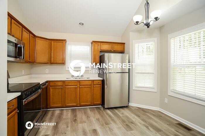 83 Greatwood Dr - Photo 7 of 17