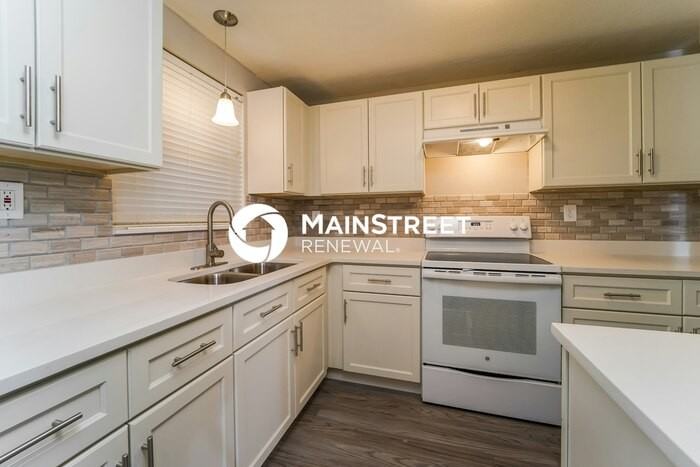 11305 Angelina Rd - Photo 6 of 17