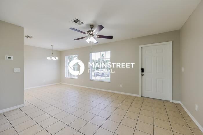 3206 51st St W - Photo 3 of 16