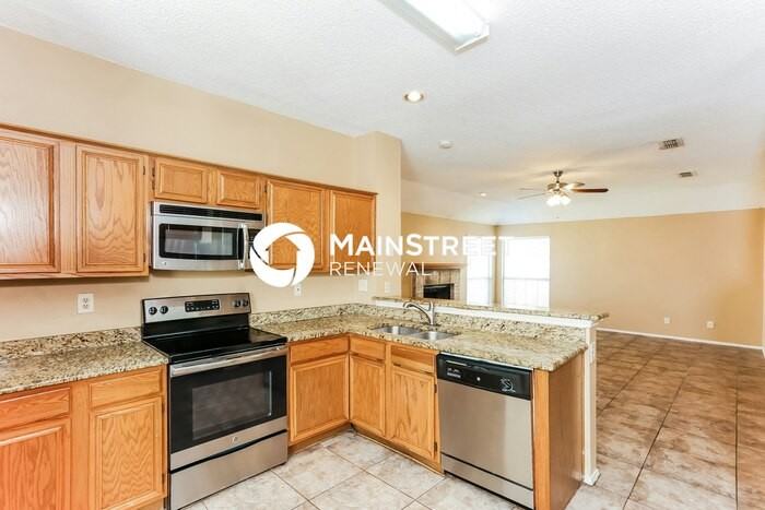 2720 Clovermeadow Dr - Photo 7 of 14