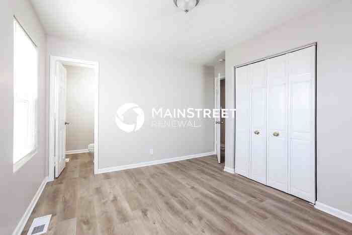 413 N Seminole Dr - Photo 7 of 16