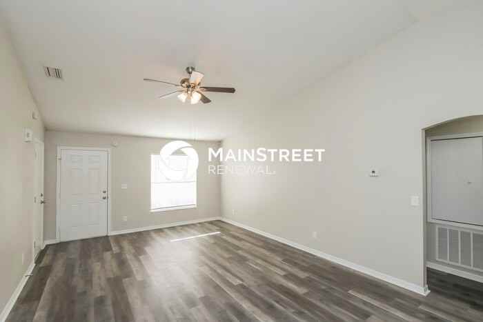 2511 Palomar Ave Se - Photo 3 of 16