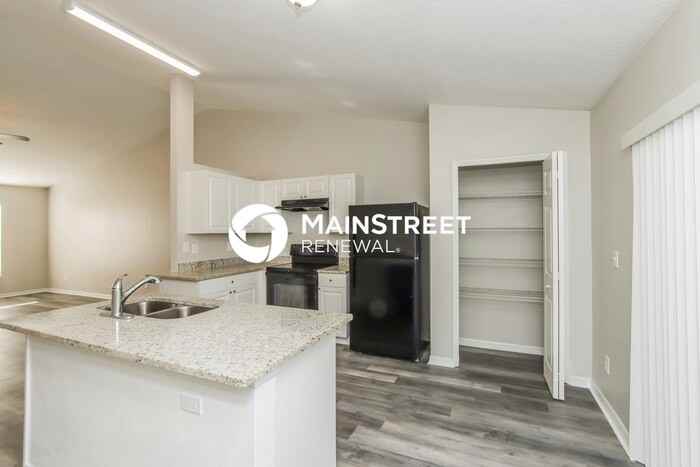 2511 Palomar Ave Se - Photo 5 of 16