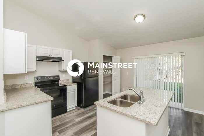 2511 Palomar Ave Se - Photo 6 of 16