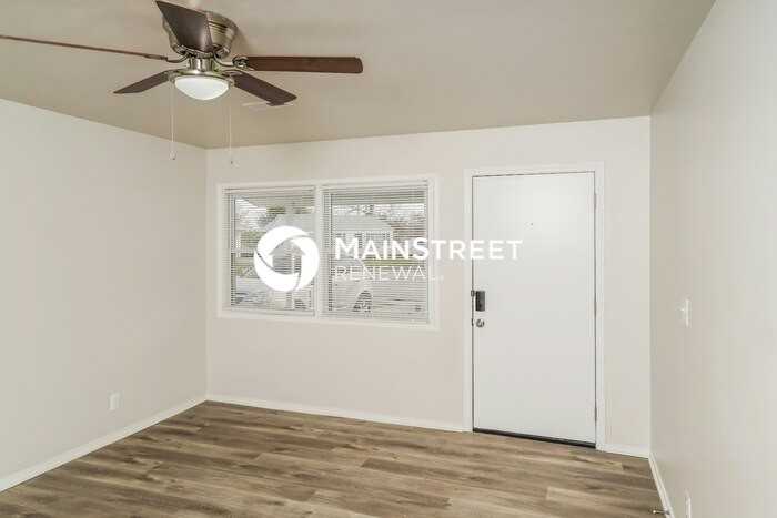 9823 Merioneth Ct - Photo 4 of 16