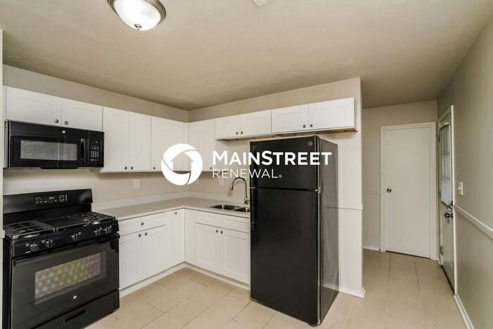 9823 Merioneth Ct - Photo 6 of 16