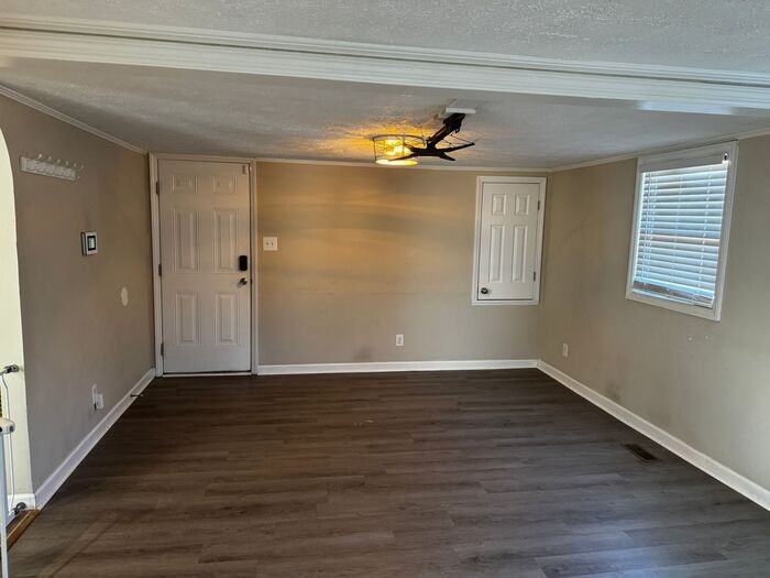 3331 Nato Rd - Photo 6 of 29