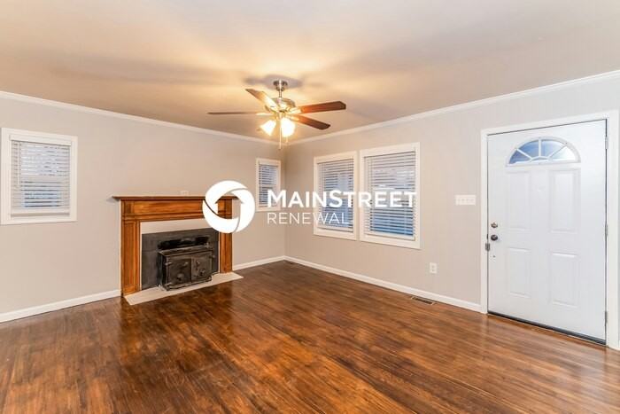 4034 Franklin Ave - Photo 5 of 17