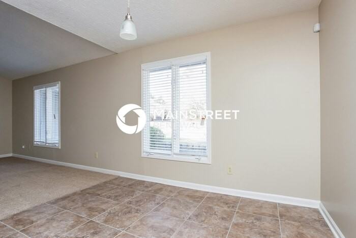 3751 Charlie Ln - Photo 4 of 15