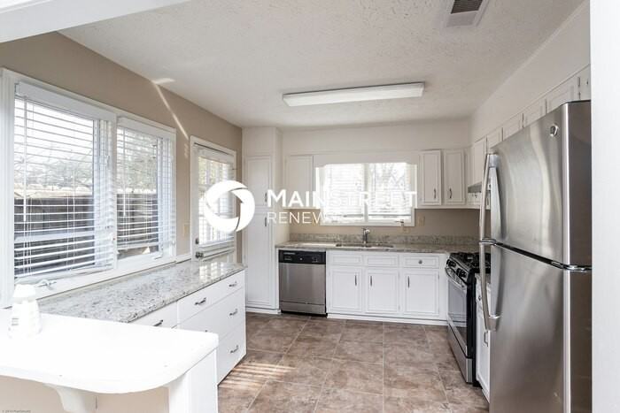 3751 Charlie Ln - Photo 5 of 15