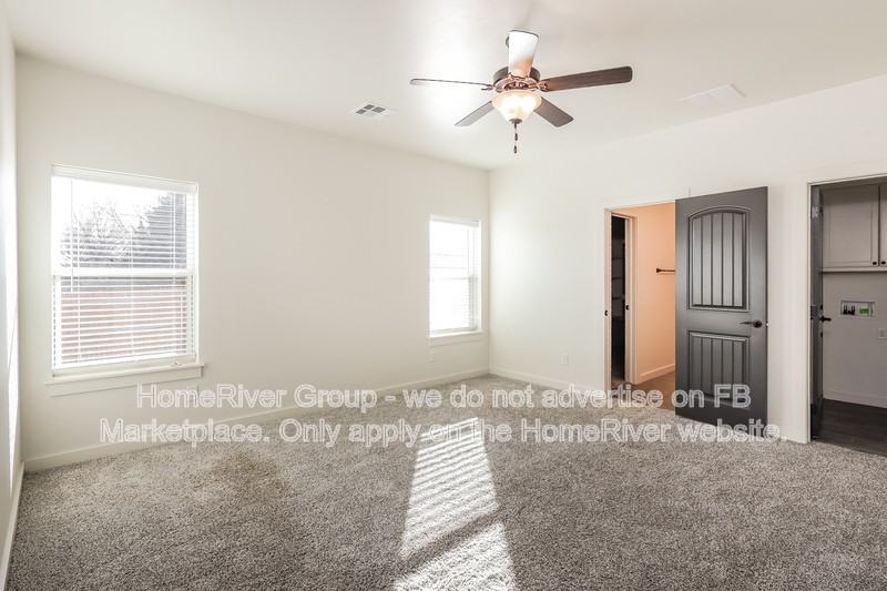 320 W 3rd St - Photo 7 of 21