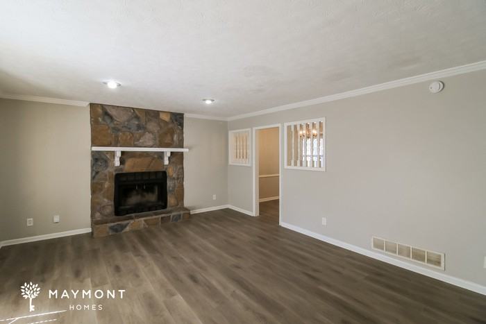 5017 Dekalb Way - Photo 6 of 14