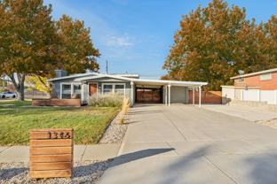 1346 W Phillips Ln #1 - Photo 1 of 1