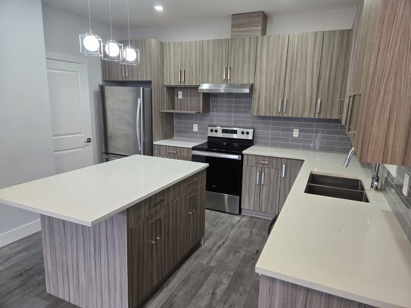 834 Cadder Ave #2 - Photo 5 of 24