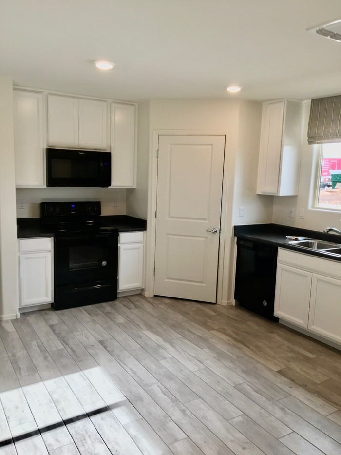 8536 E River Reserve Dr - Photo 2 of 45