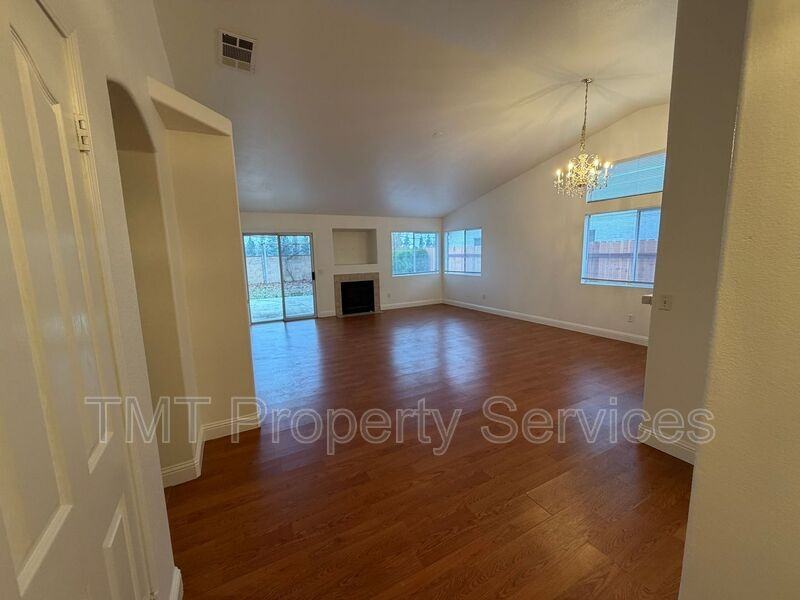 9119 Willowberry Way - Photo 3 of 18