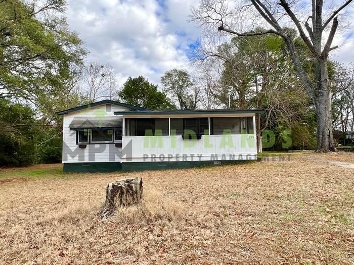 135 Rivelon Rd - Photo 2 of 30