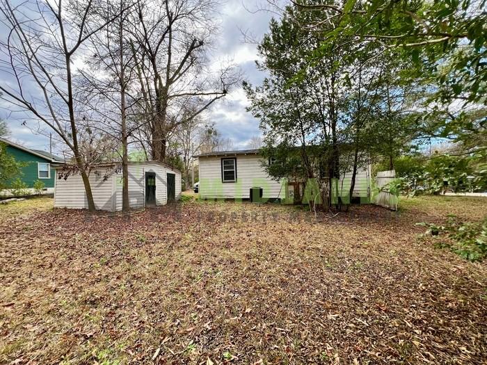 135 Rivelon Rd - Photo 4 of 30