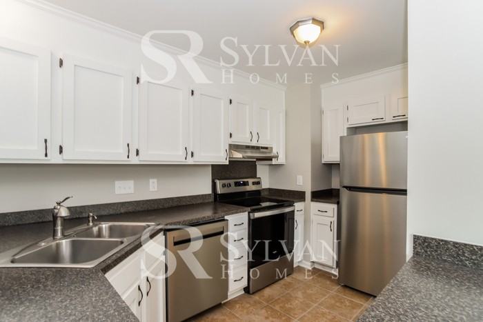 1531 Crestdale Rd - Photo 5 of 16